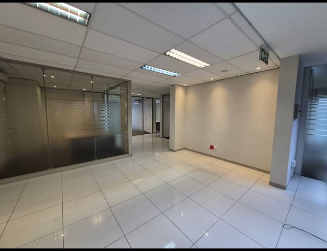 375M² OFFICE TO LET IN BEDFORDVIEW